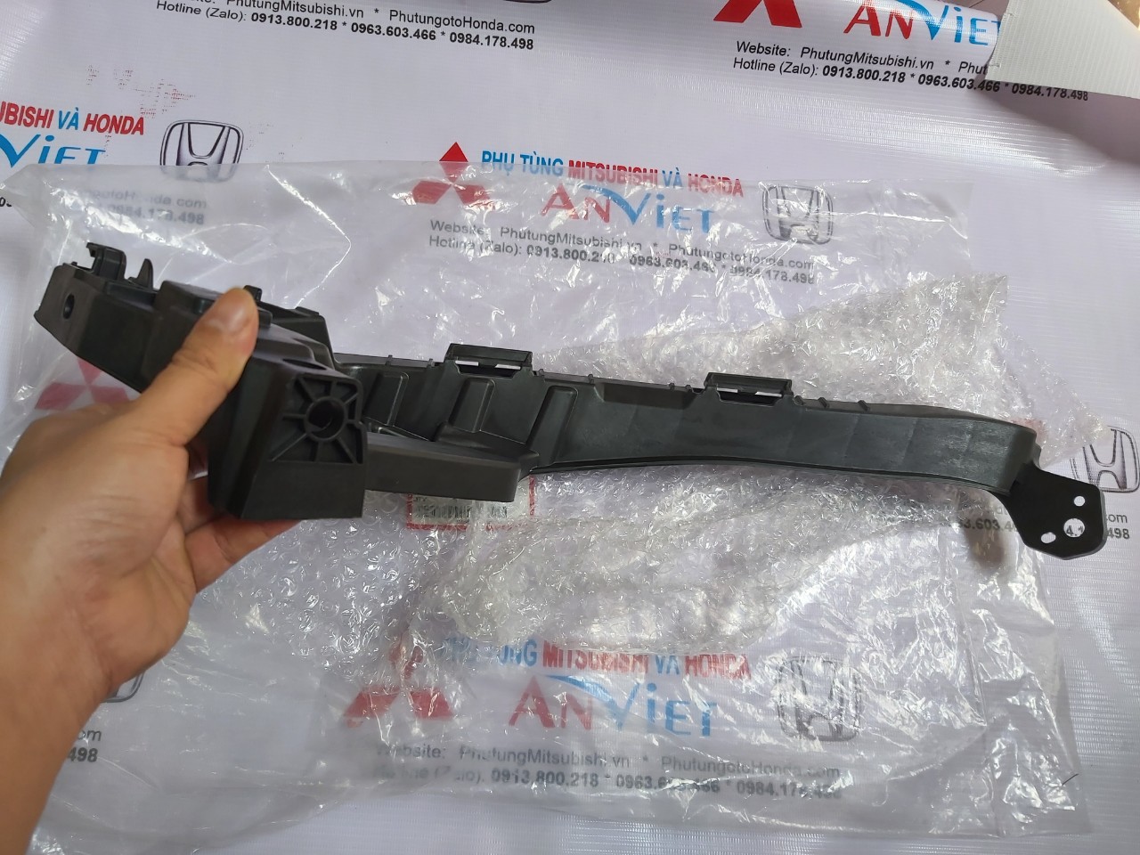 Cá cài đèn pha xe Honda HRV 